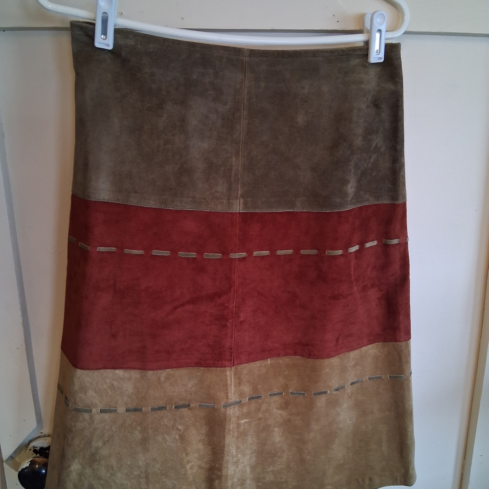 Stylish Multicolor Suede Skirt